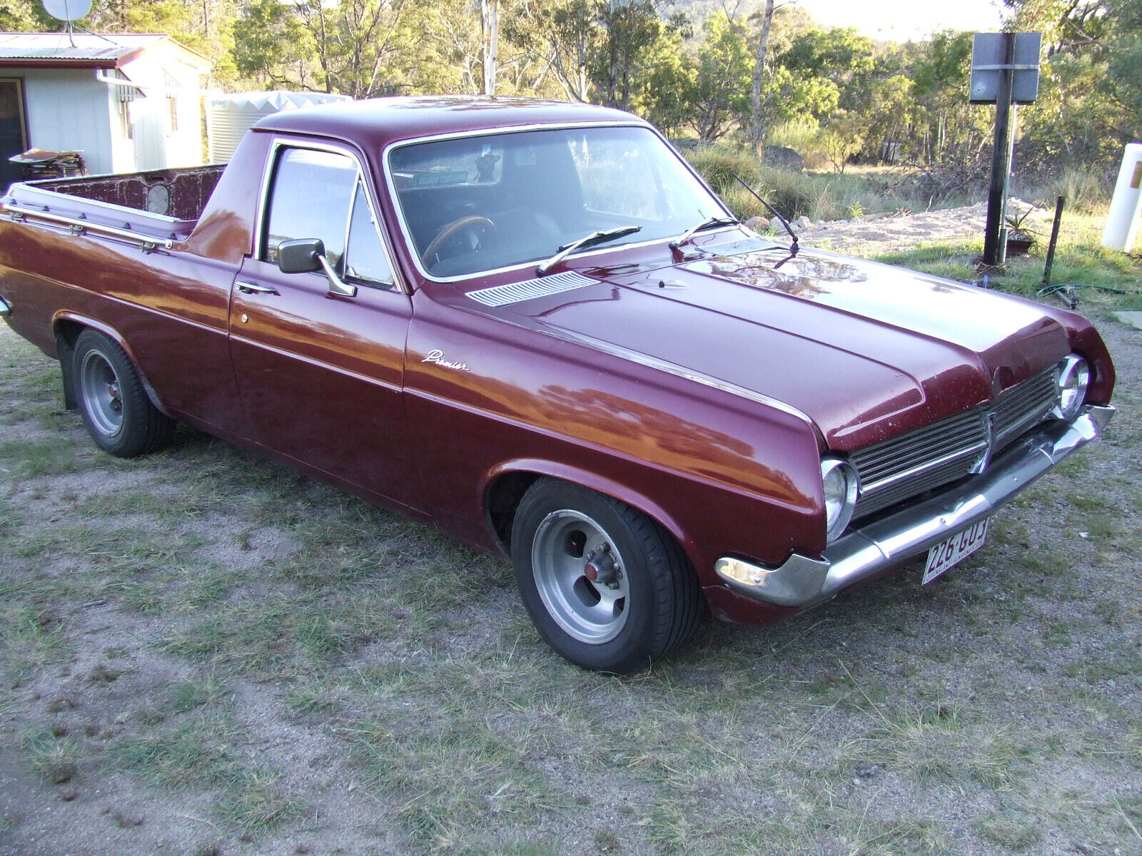 1965 Holden HD Utility Ute Manual 4 speed + go faster bits and spares