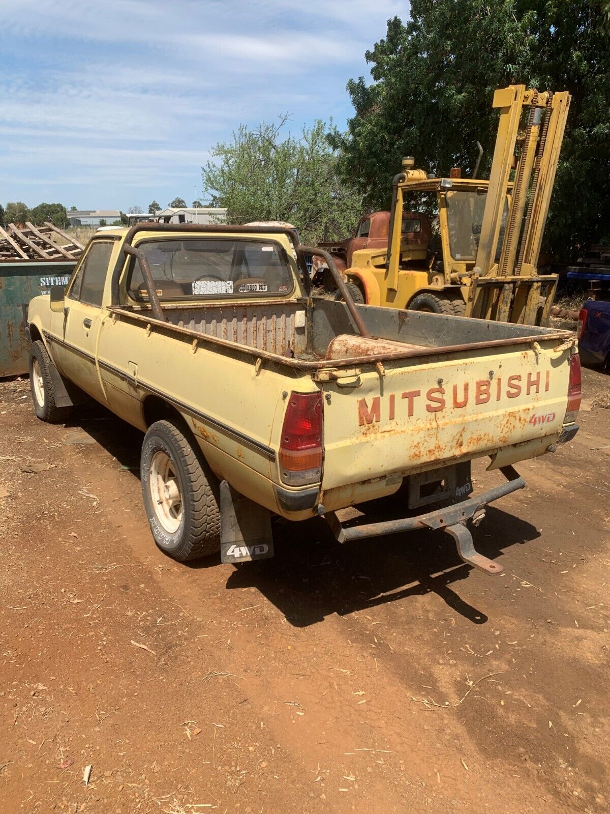 1981 Mitsubishi L200 Express 4WD Ute