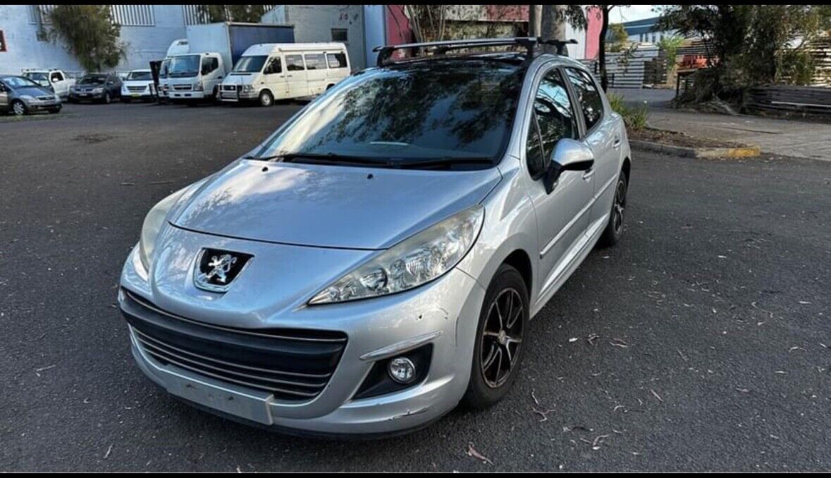 2010 peugeot 207 auto hatchback