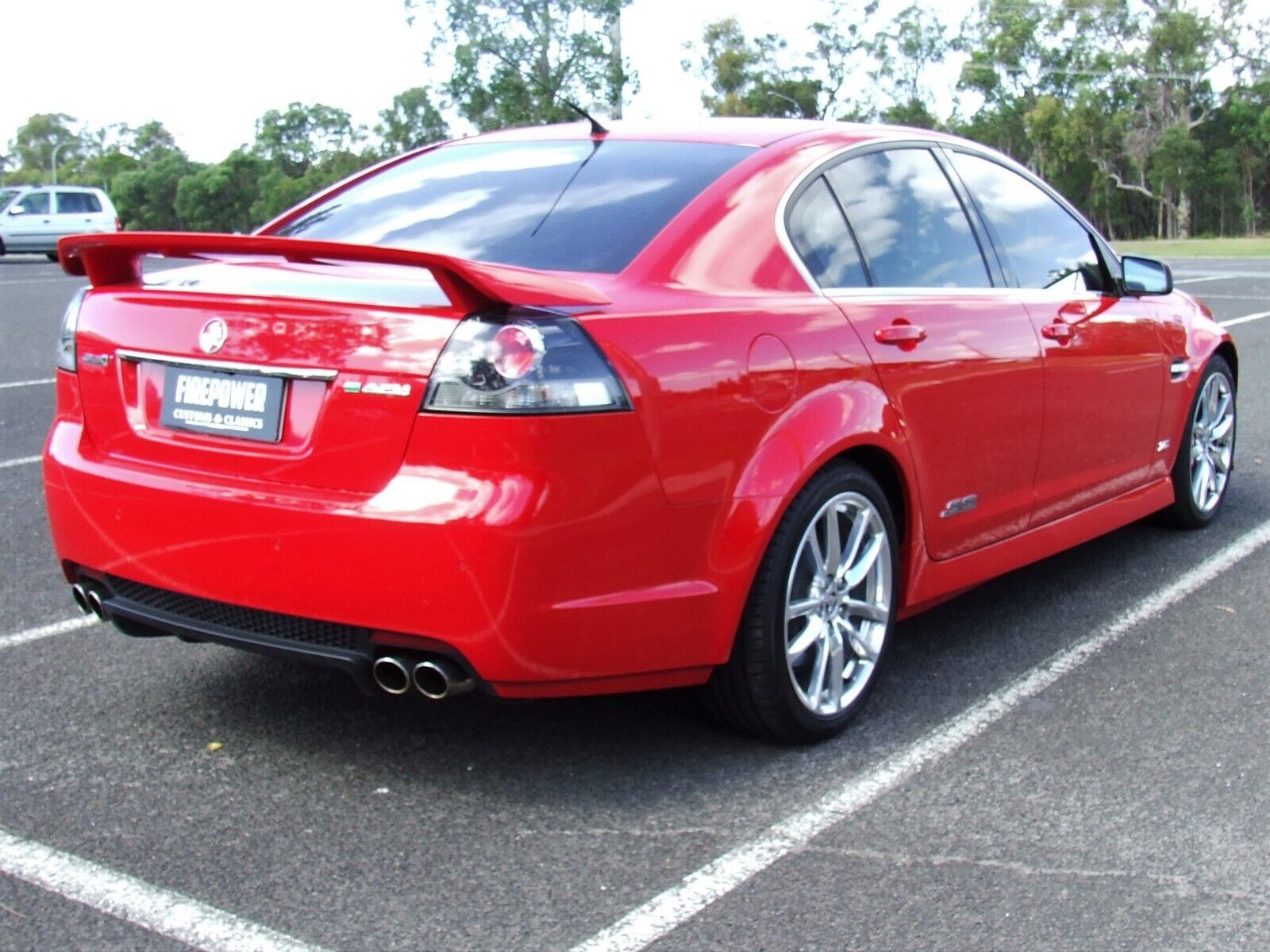 2013 Sting Red VE HOLDEN SS COMMODORE Z Series Sedan AUSSIE MUSCLE LS1