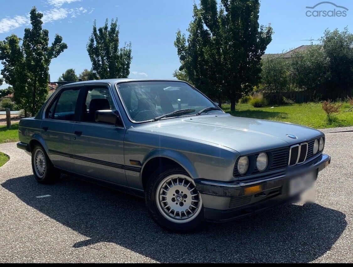 BMW 323i e30 1985