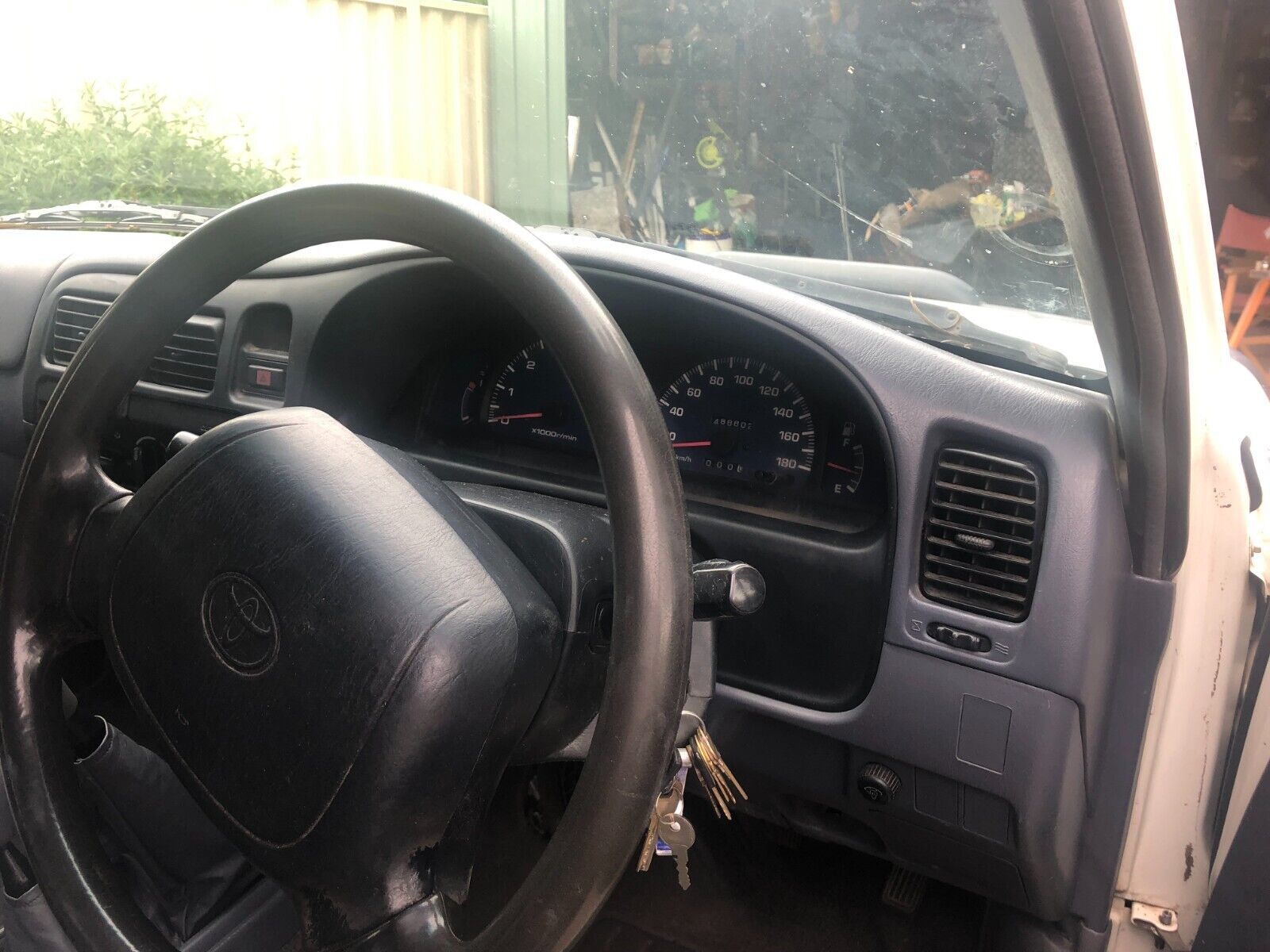 Hilux extra cab 4x4 Ute 1998