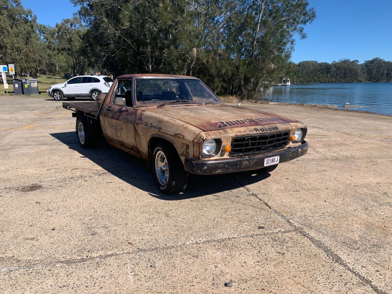 HJ Holden 1 Tonner