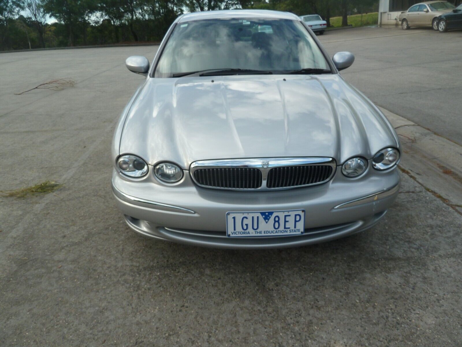 JAGUAR X-TYPE, VERY LOW KLMS