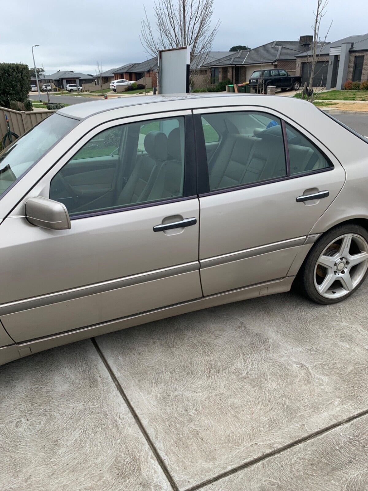 mercedes-benz c200 kompressor