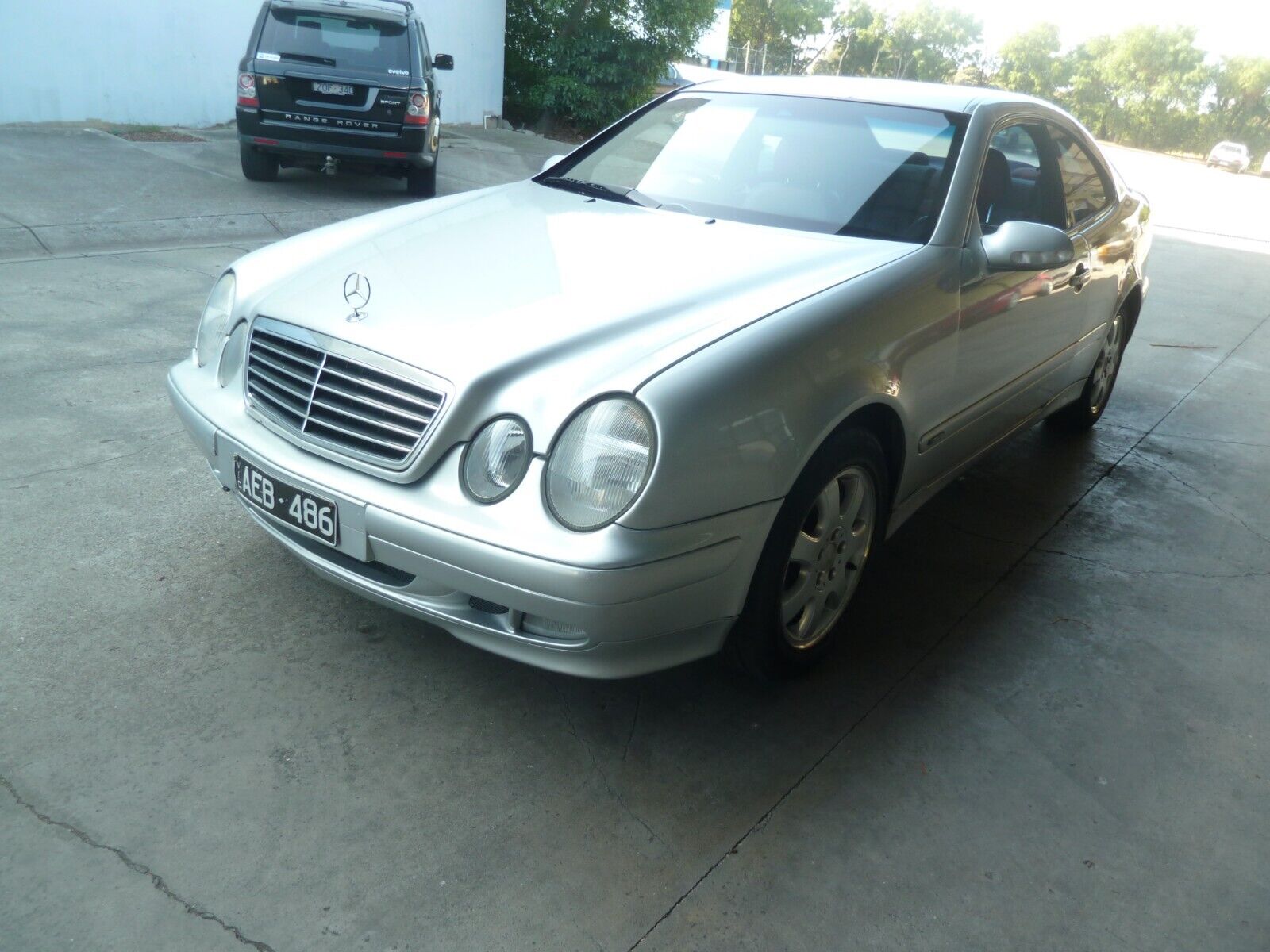 MERCEDES BENZ CLK230  - LOW KLMS