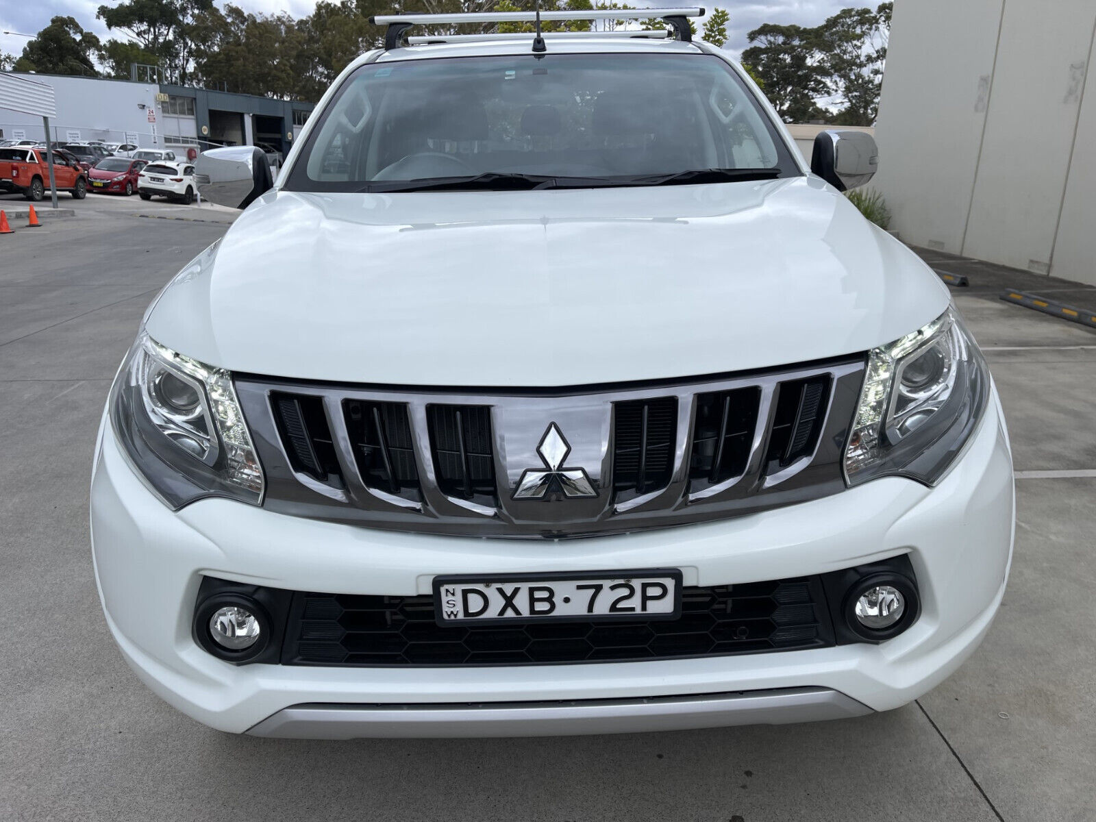 MITSUBISHI TRITON 2018 2.4L GLS 4WD 77000KMS DUAL CAB UTE CLEAN INSIDE & OUT