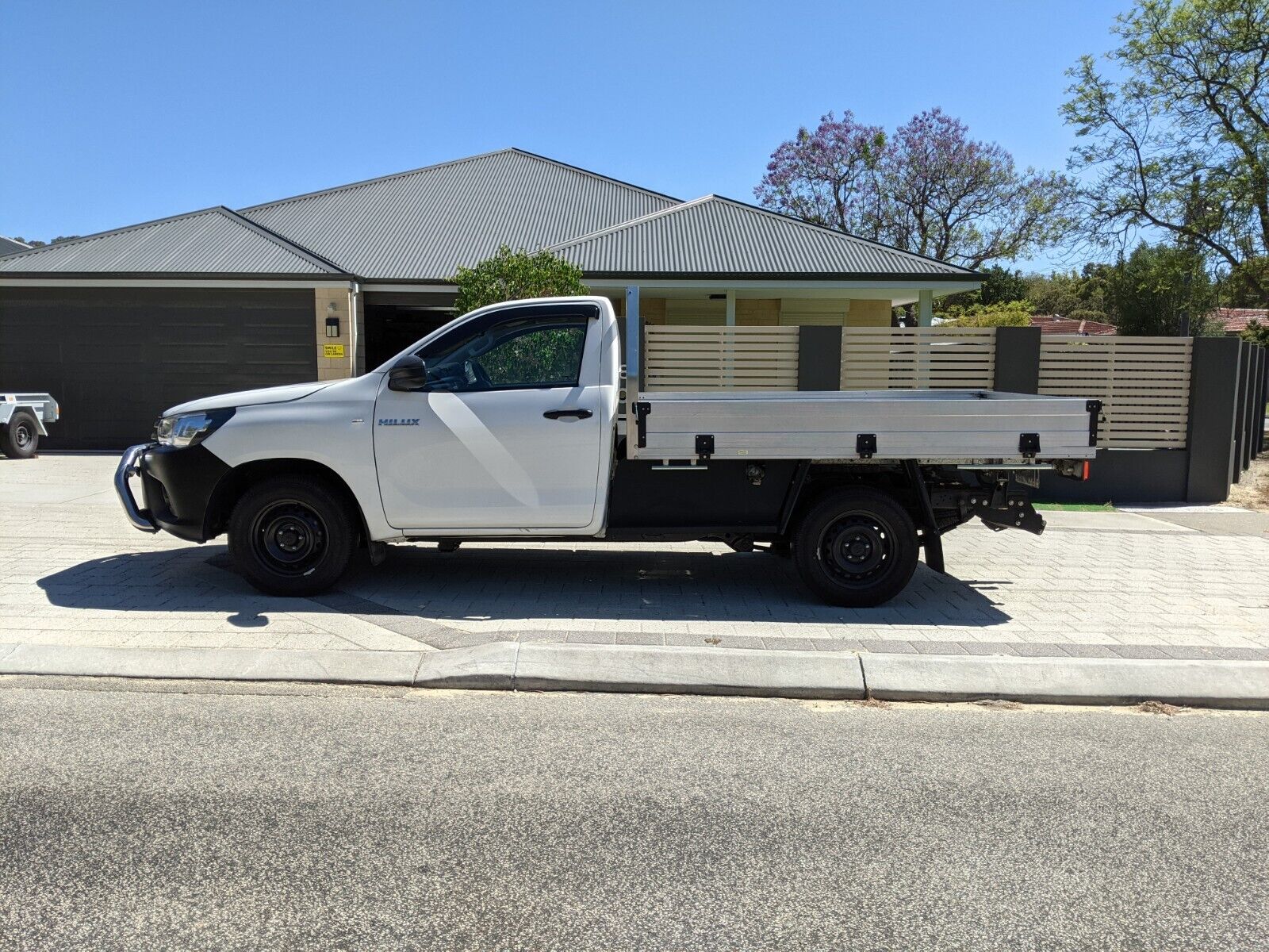 Toyota Hilux Workmate 2018
