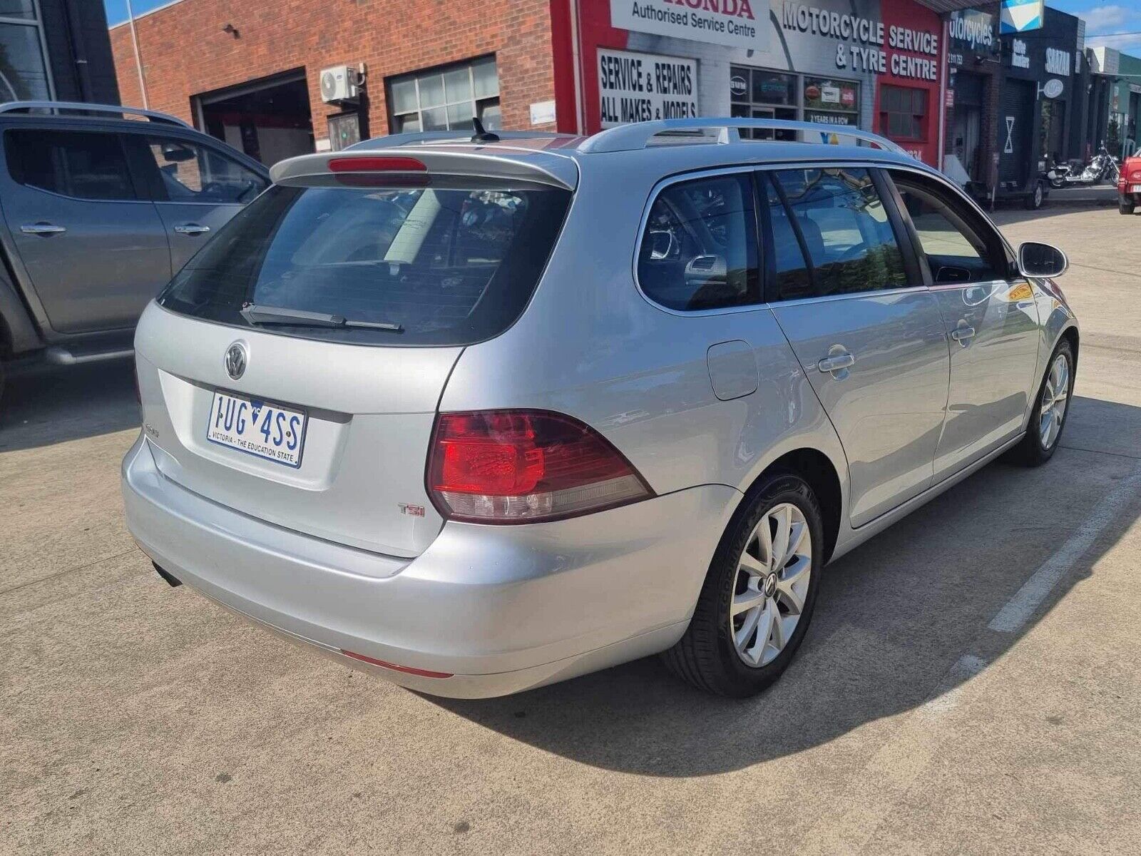 Volkswagen Golf mk6 wagon 118tsi with rwc and rego